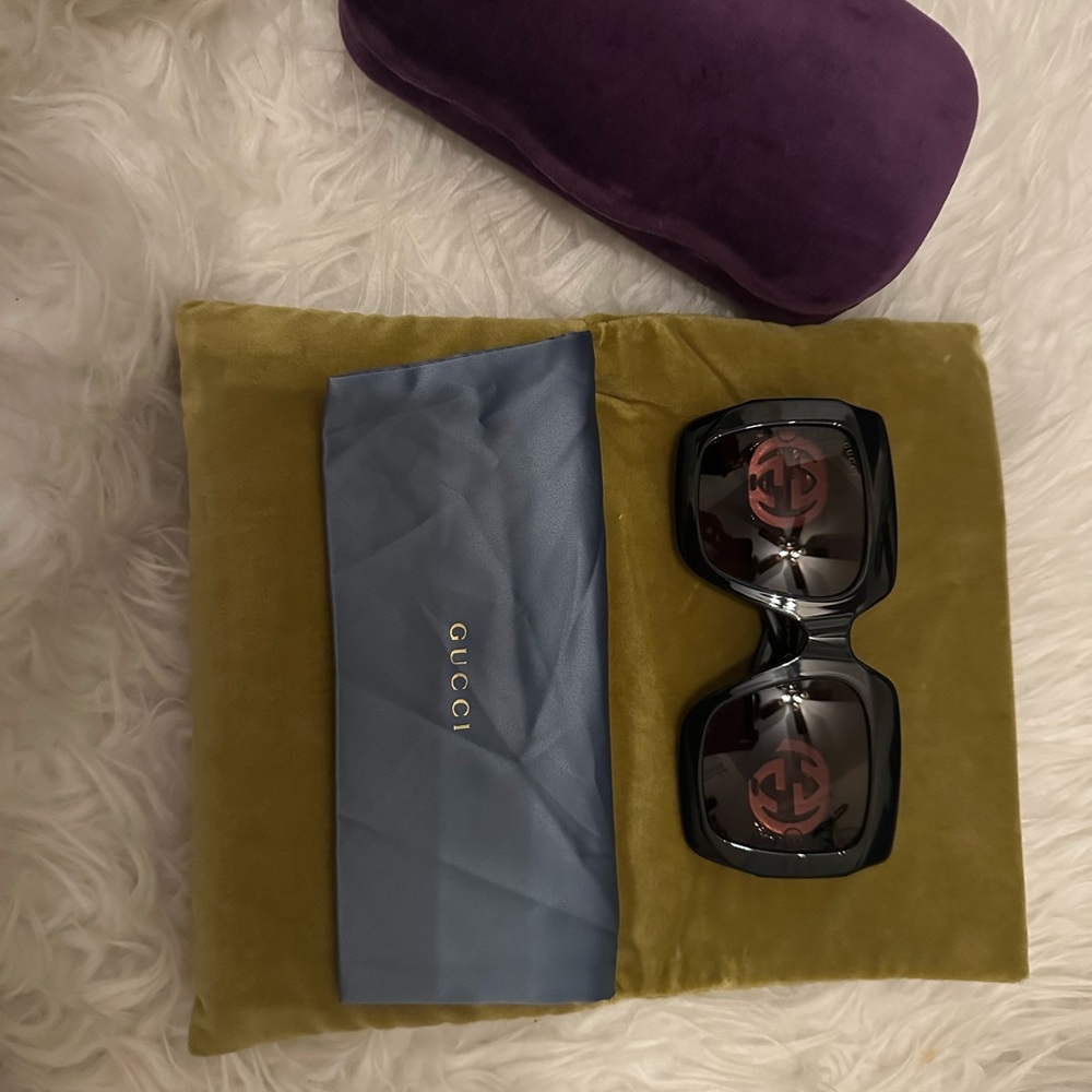 Gucci Black Sunglasses with Blue Case